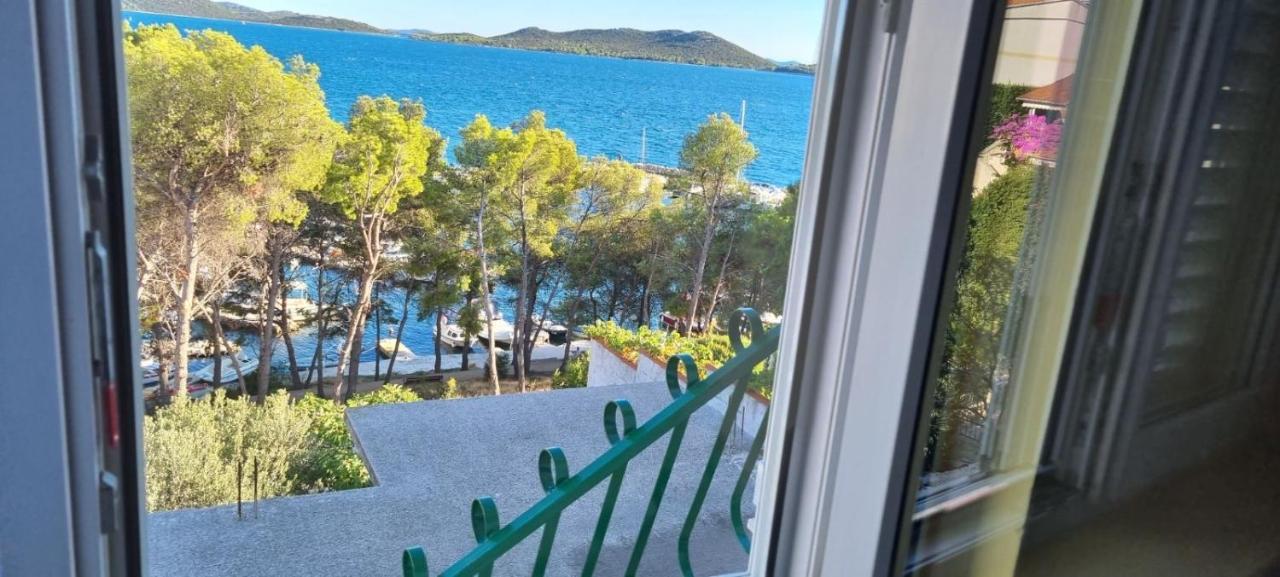 Apartman "Cvita" Drage Exteriér fotografie