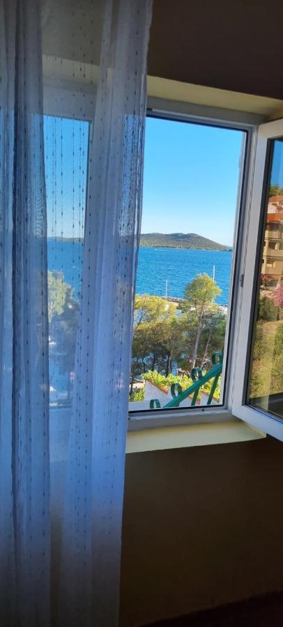 Apartman "Cvita" Drage Exteriér fotografie